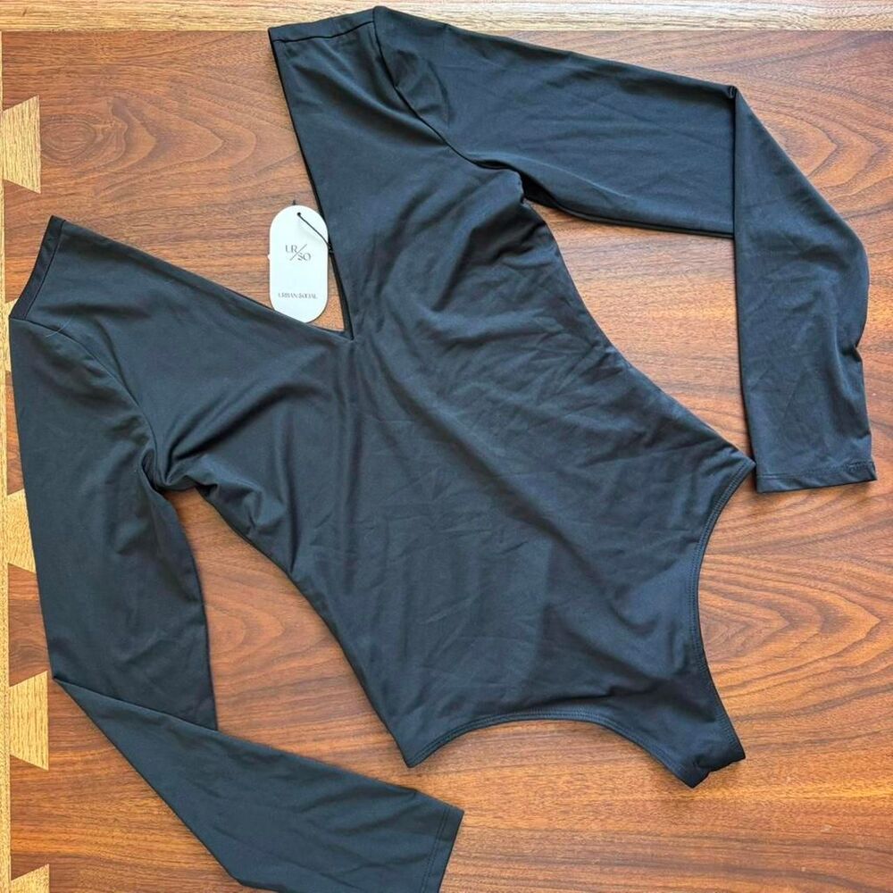 Urban Social Lined Smoothing V-Neck Long-sleeve Bodysuit Small NWT